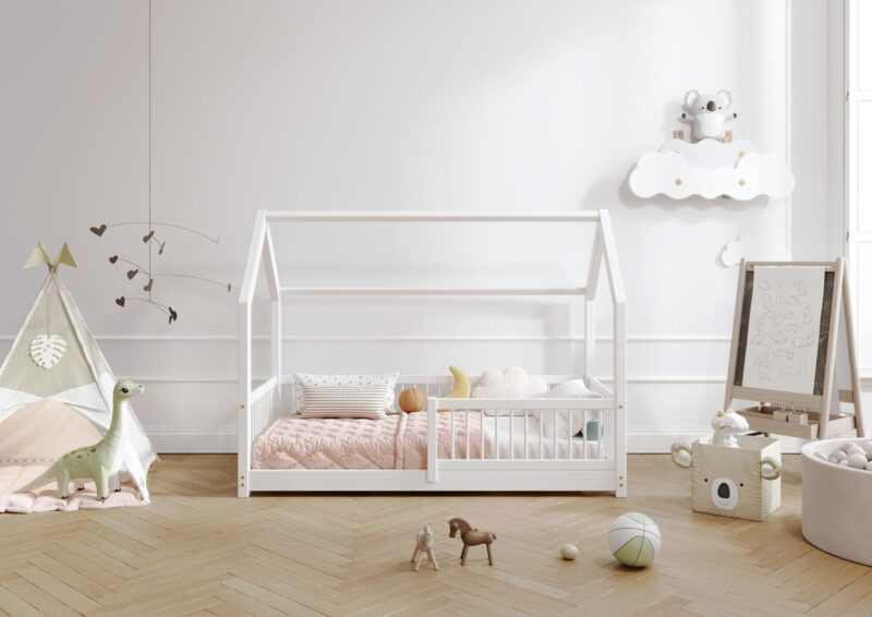 ZOJA drewniane łóżko dziecięce domek z okrągłymi drążkami niskie