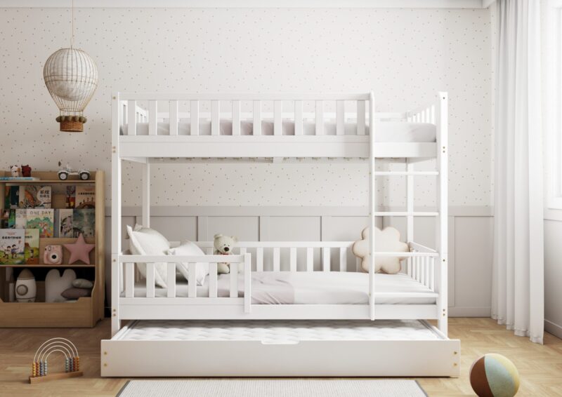 Karo drewniane łóżko piętrowe potrójne z dodatkowym spaniem w szufladzie