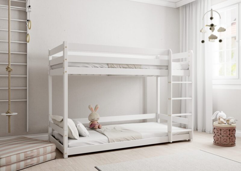 EDDIE drewniane łóżko piętrowe z poziomymi barierkami na niskich nogach